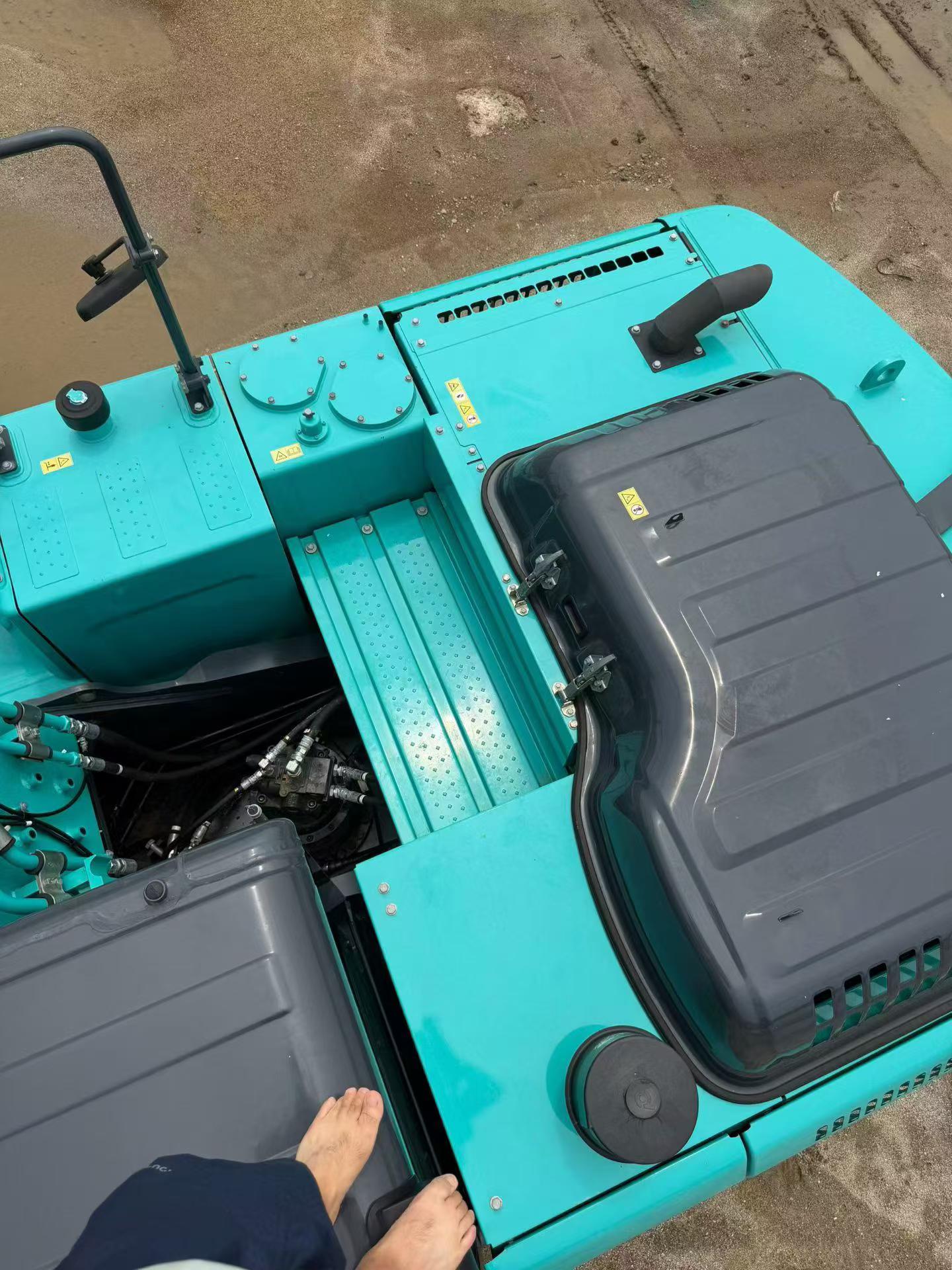شراء حفارة Kobelco SK200-12 مستعملة / 9