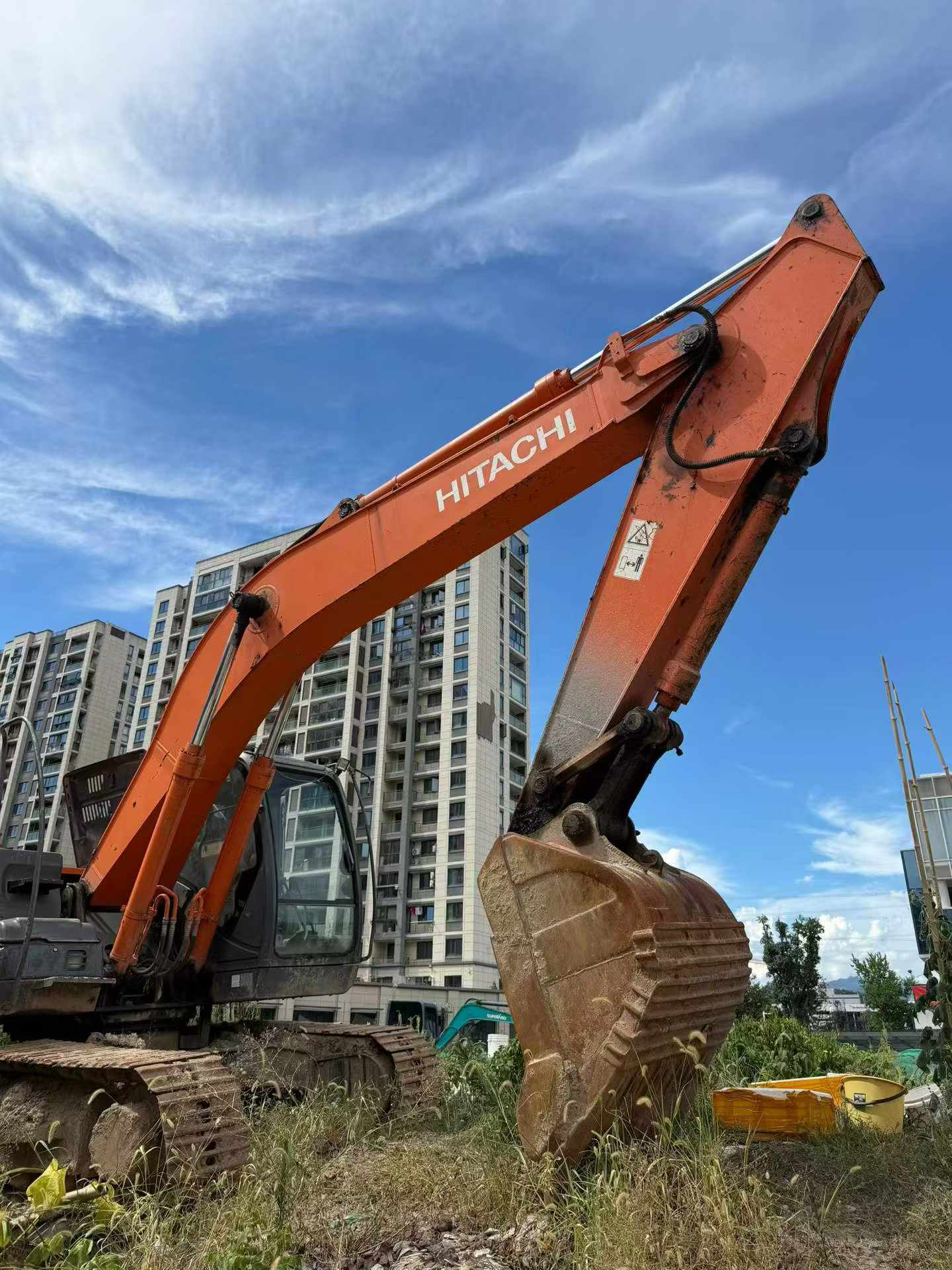 Compre Excavadora Hitachi EX200-3 Usada / 9 Compre Excavadora Hitachi EX200-3 Usada / 9