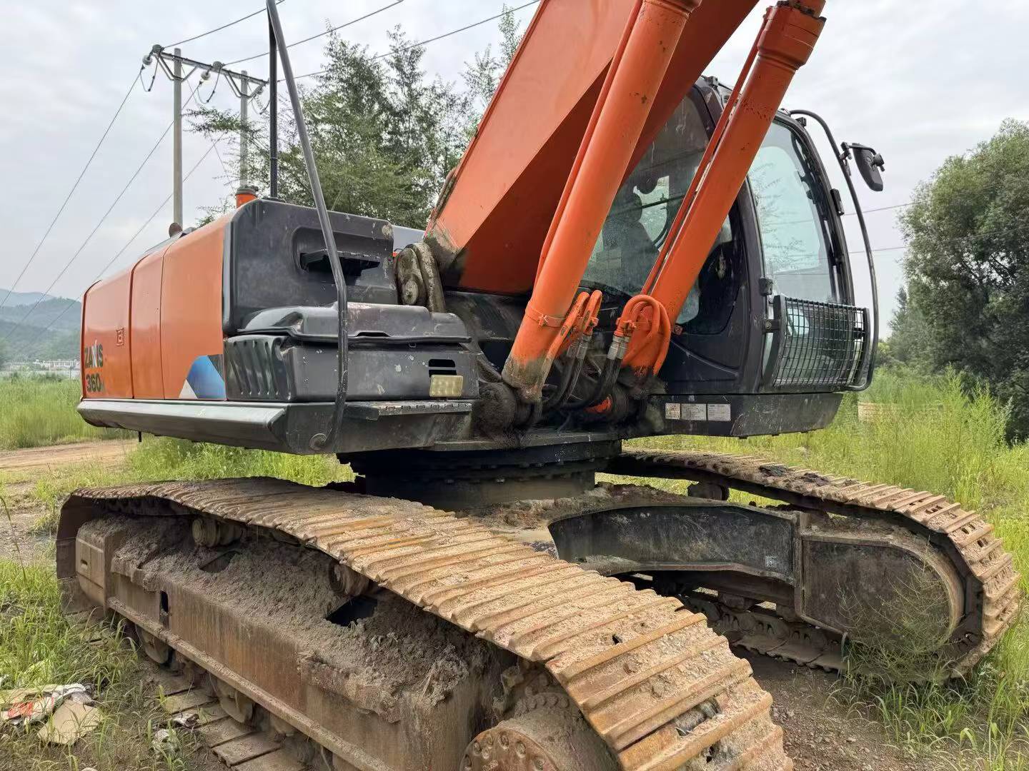 Compre Escavadeira Hitachi EX360-5 Usada / 3