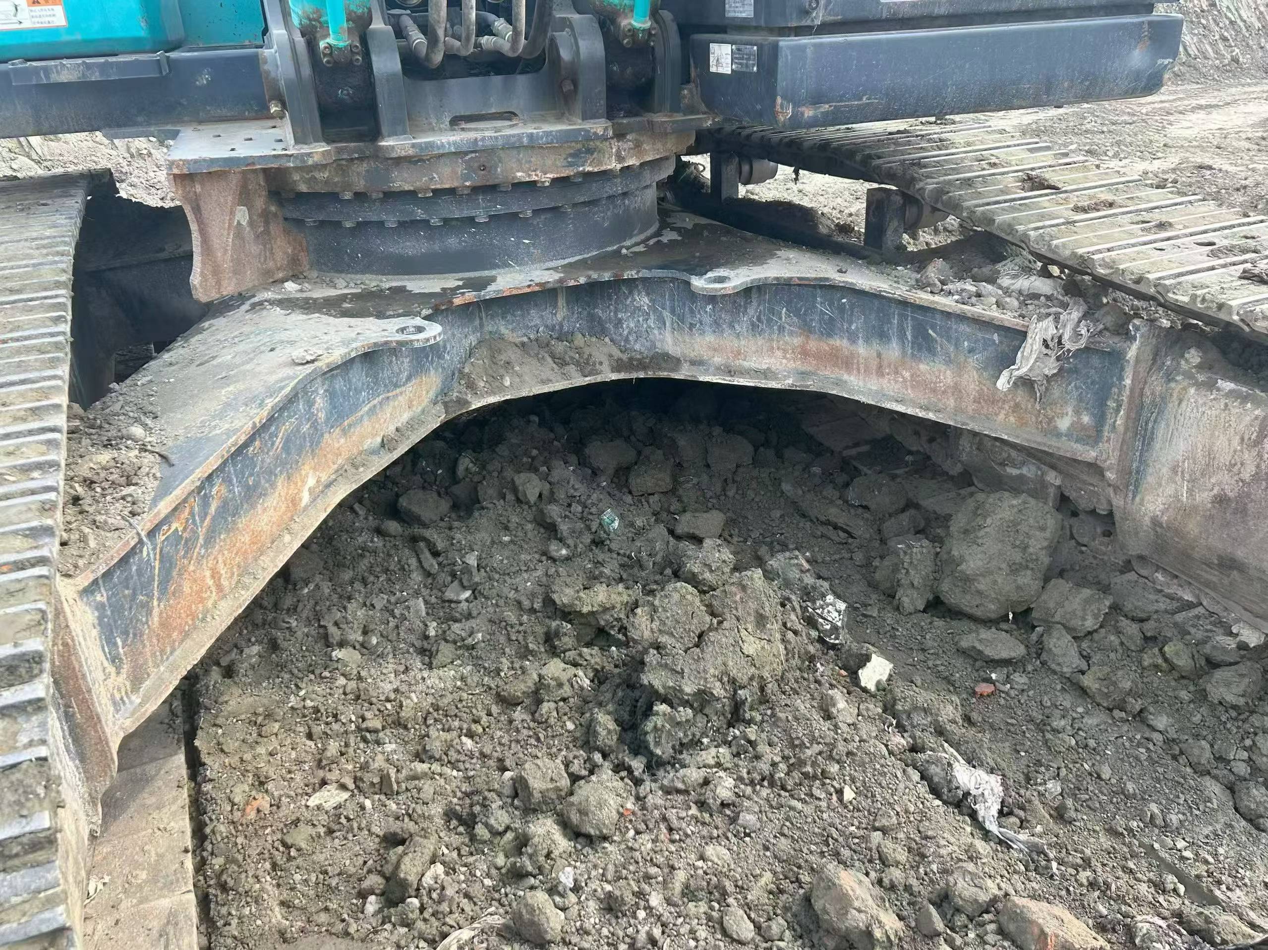 Compre Escavadeira Kobelco SK260LC-8 Usada / 7 Compre Escavadeira Kobelco SK260LC-8 Usada / 7