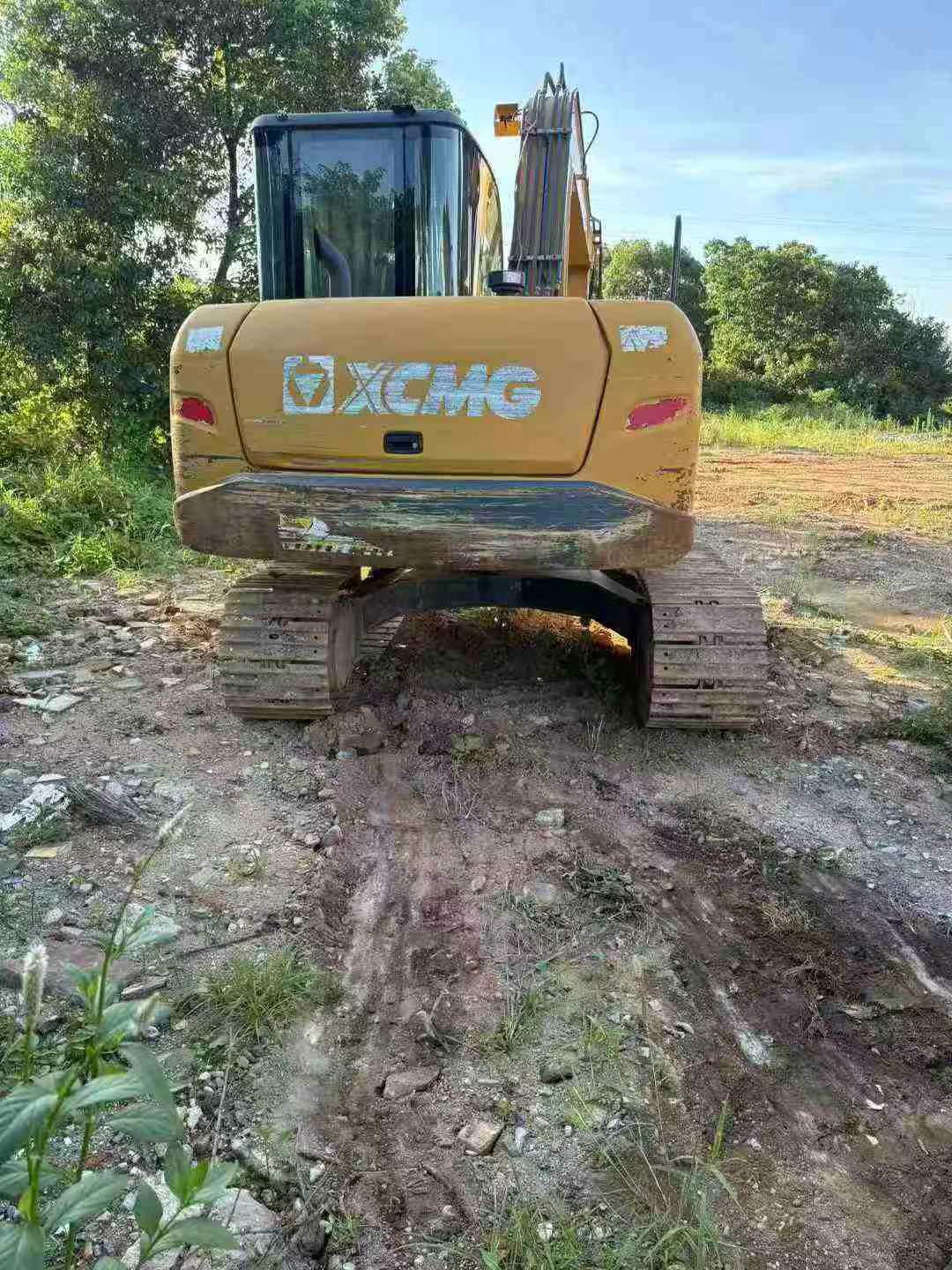 شراء حفارة XCMG XE75C مستعملة / 5