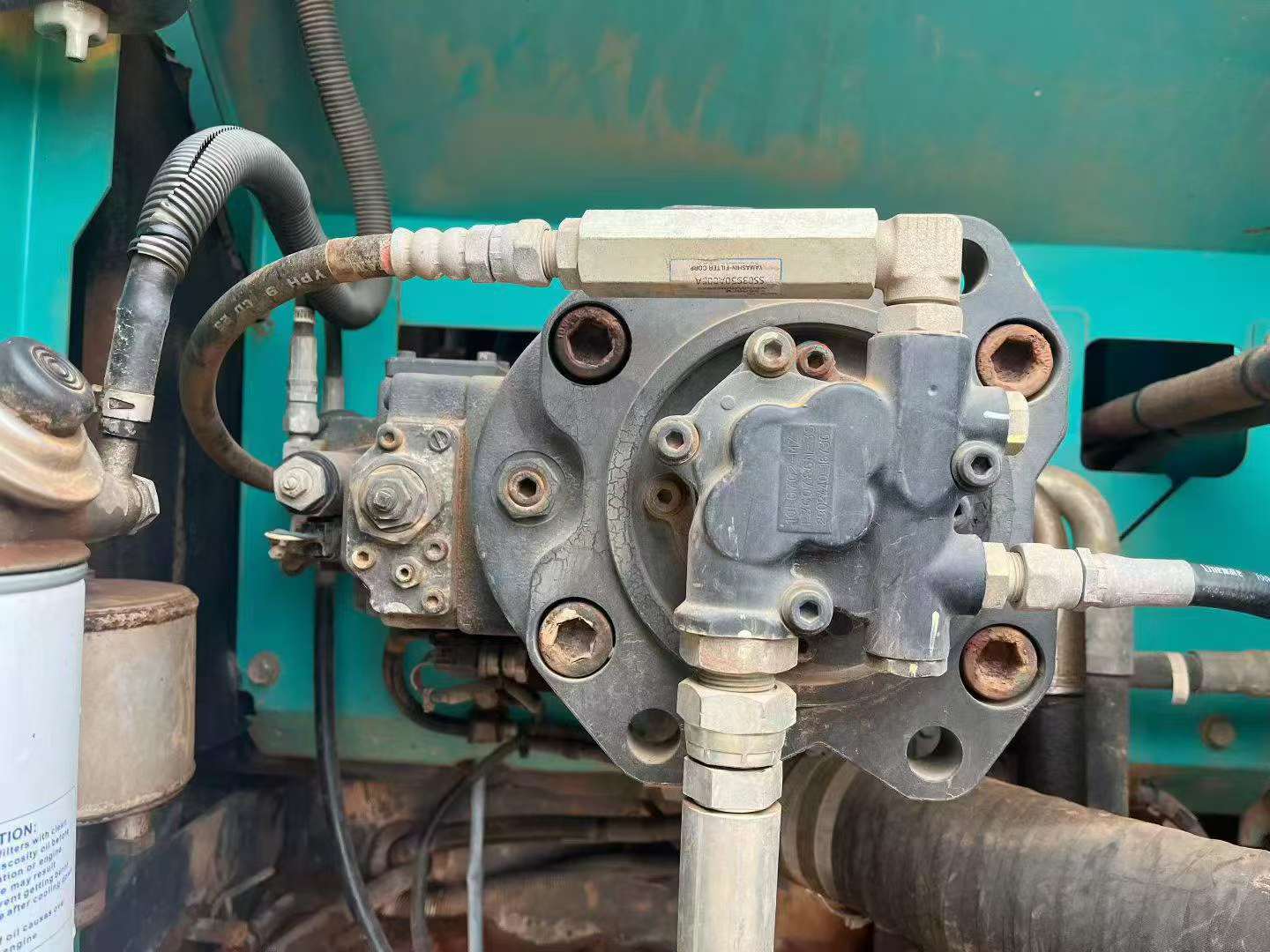 شراء حفارة Kobelco SK200 مستعملة / 9