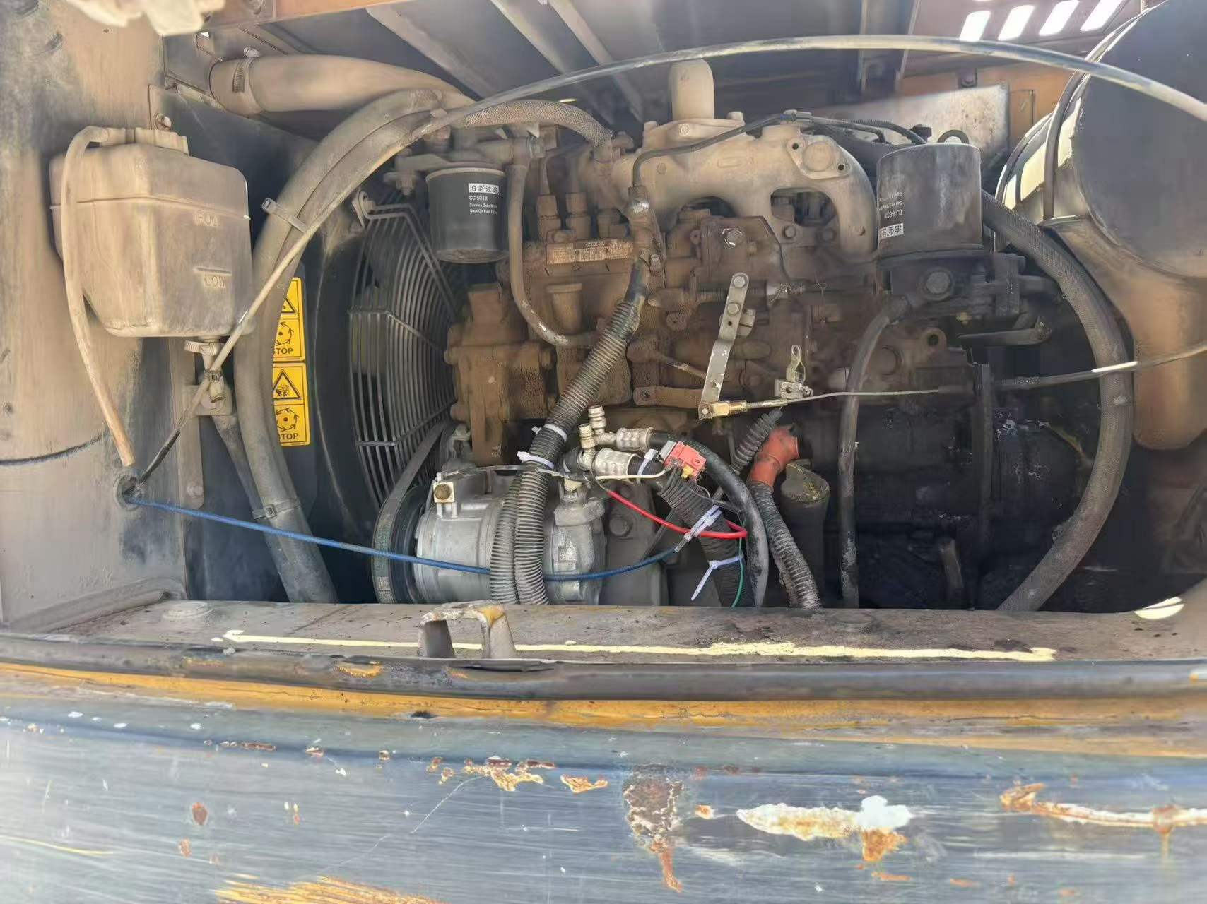 شراء حفارة XCMG XE80 مستعملة / 2 شراء حفارة XCMG XE80 مستعملة / 2