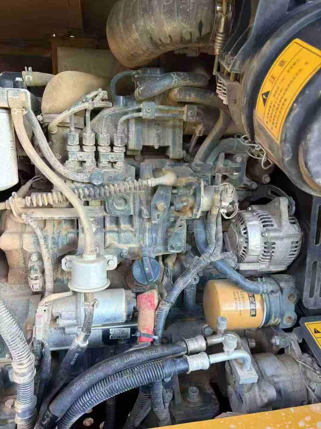 شراء حفارة XCMG XE75C مستعملة / 6
