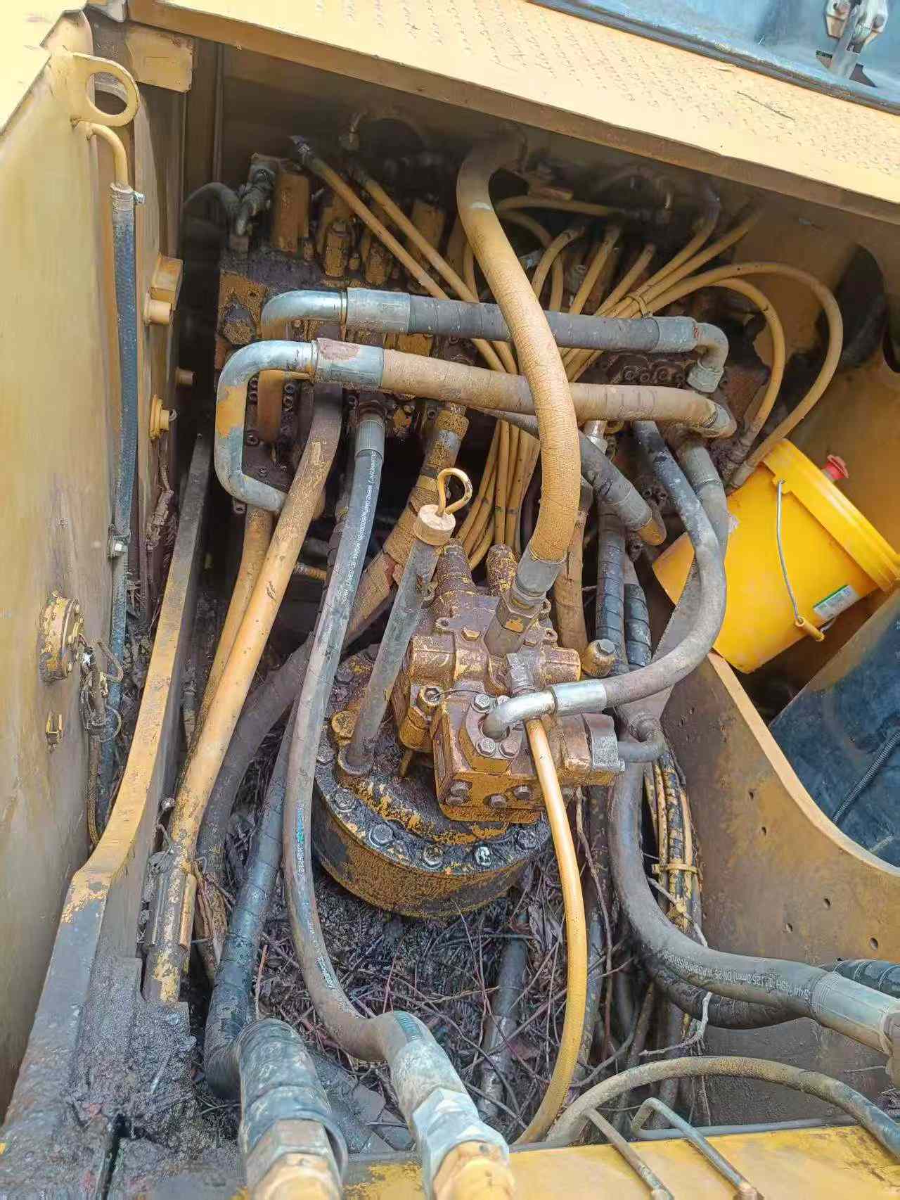Buy Caterpillar 320D Used Excavator / 8 Buy Caterpillar 320D Used Excavator / 8
