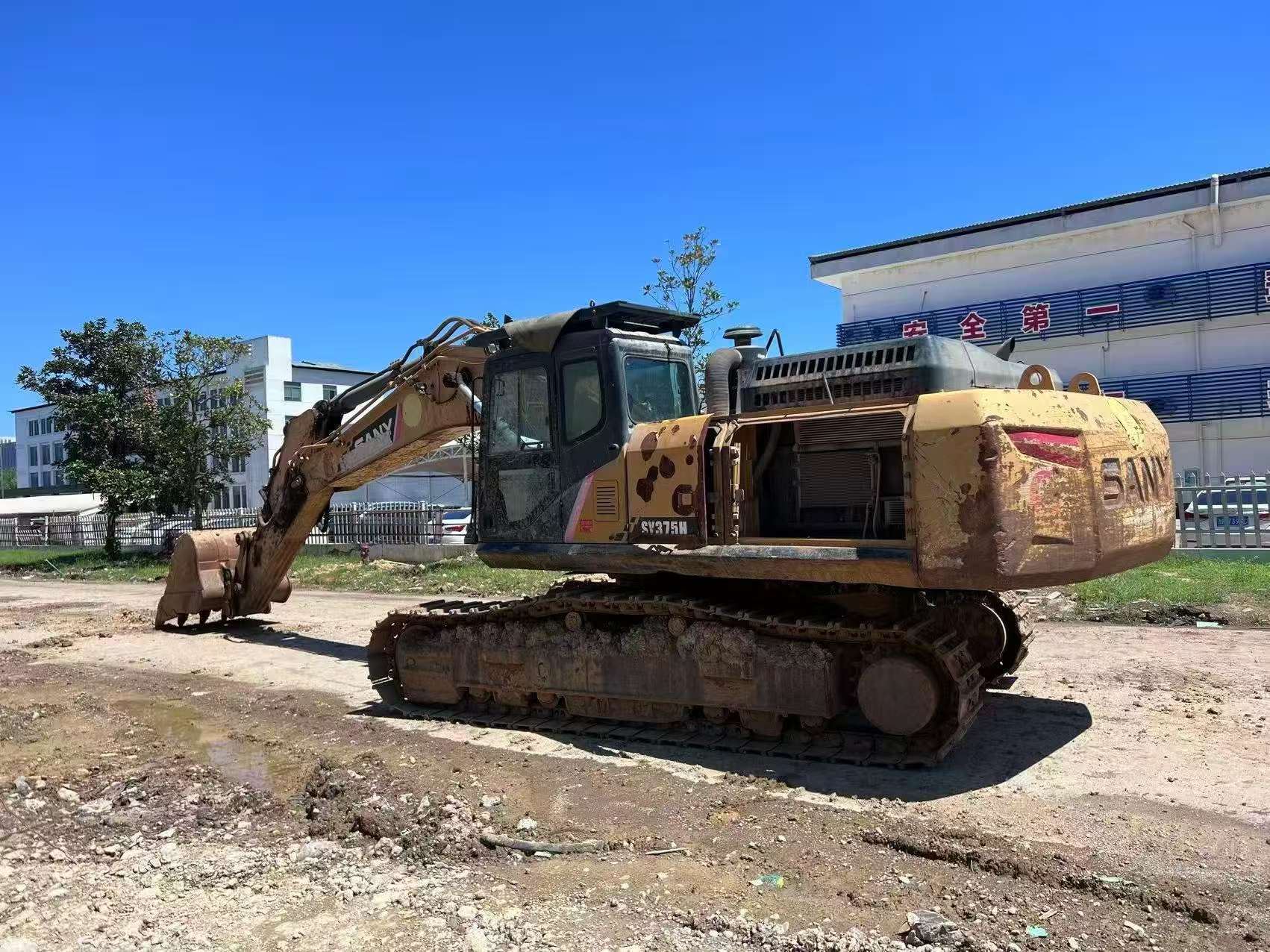 Buy Sany SY375H Used Excavator / 2 Buy Sany SY375H Used Excavator / 2