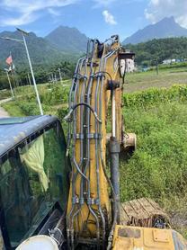 Buy XCMG XE135B Used Excavator / 3 Buy XCMG XE135B Used Excavator / 3