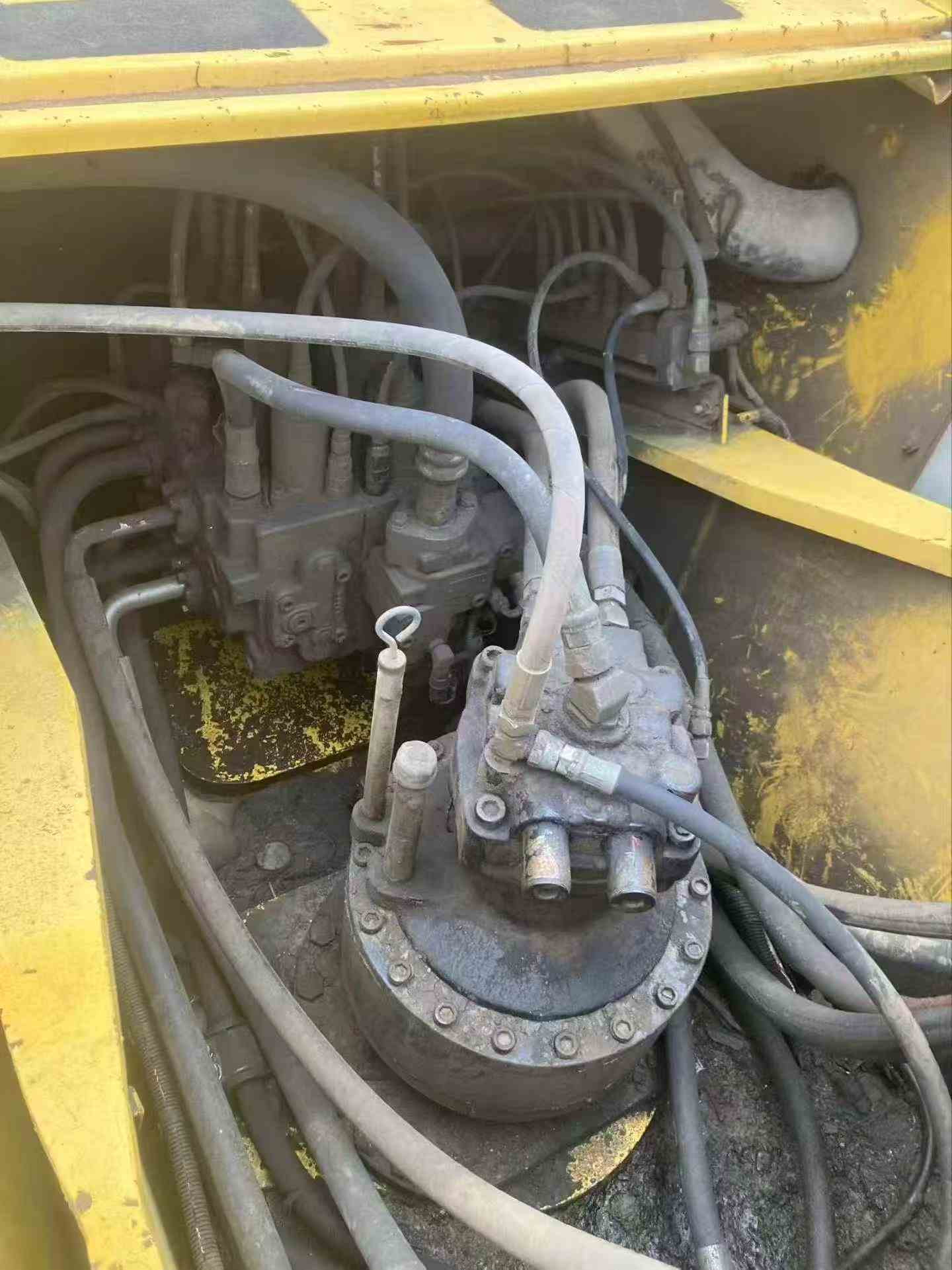 Compre Escavadeira Kobelco SK260LC-8 Usada / 9 Compre Escavadeira Kobelco SK260LC-8 Usada / 9