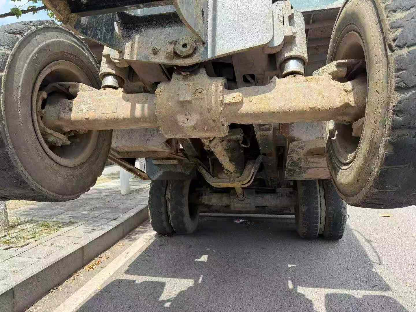 شراء حفارة Hyundai R150-7 مستعملة / 8
