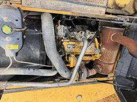 Compre Escavadeira JohnDeere E210 Usada / 2 Compre Escavadeira JohnDeere E210 Usada / 2