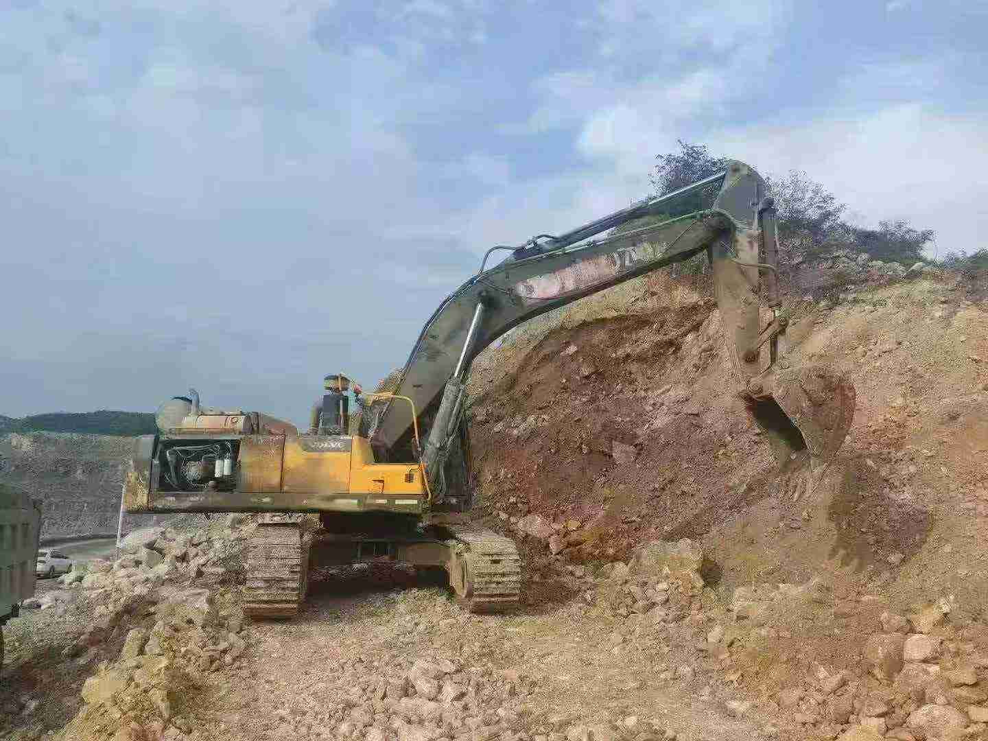 Buy Volvo EC380DL Used Excavator / 3