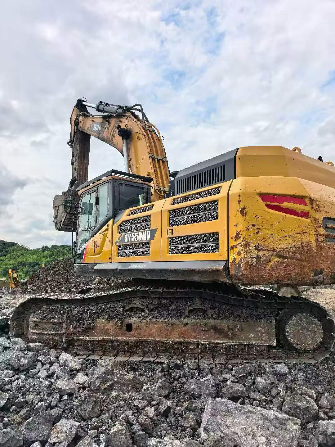 Buy Sany SY550H Used Excavator / 3