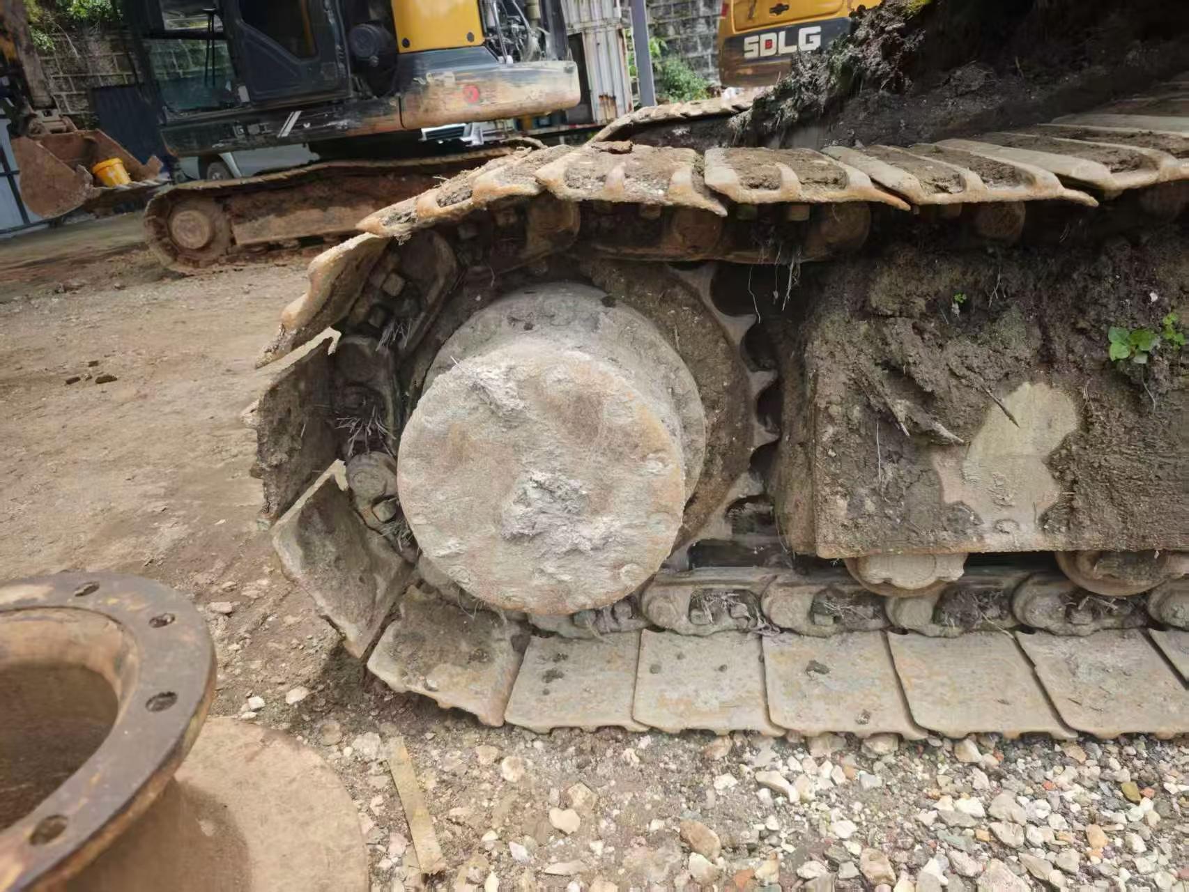 Buy Hitachi EX250-5 Used Excavator / 6