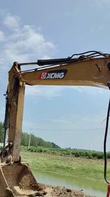 Buy XCMG XE205DA Used Excavator / 3 Buy XCMG XE205DA Used Excavator / 3