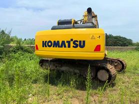 Buy Komatsu PC220-8M0 Used Excavator / 2 Buy Komatsu PC220-8M0 Used Excavator / 2