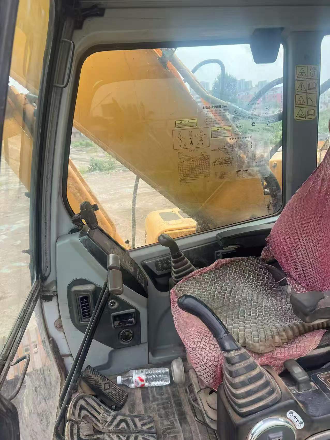 Acheter Pelle Hyundai R225-7 d'occasion / 4