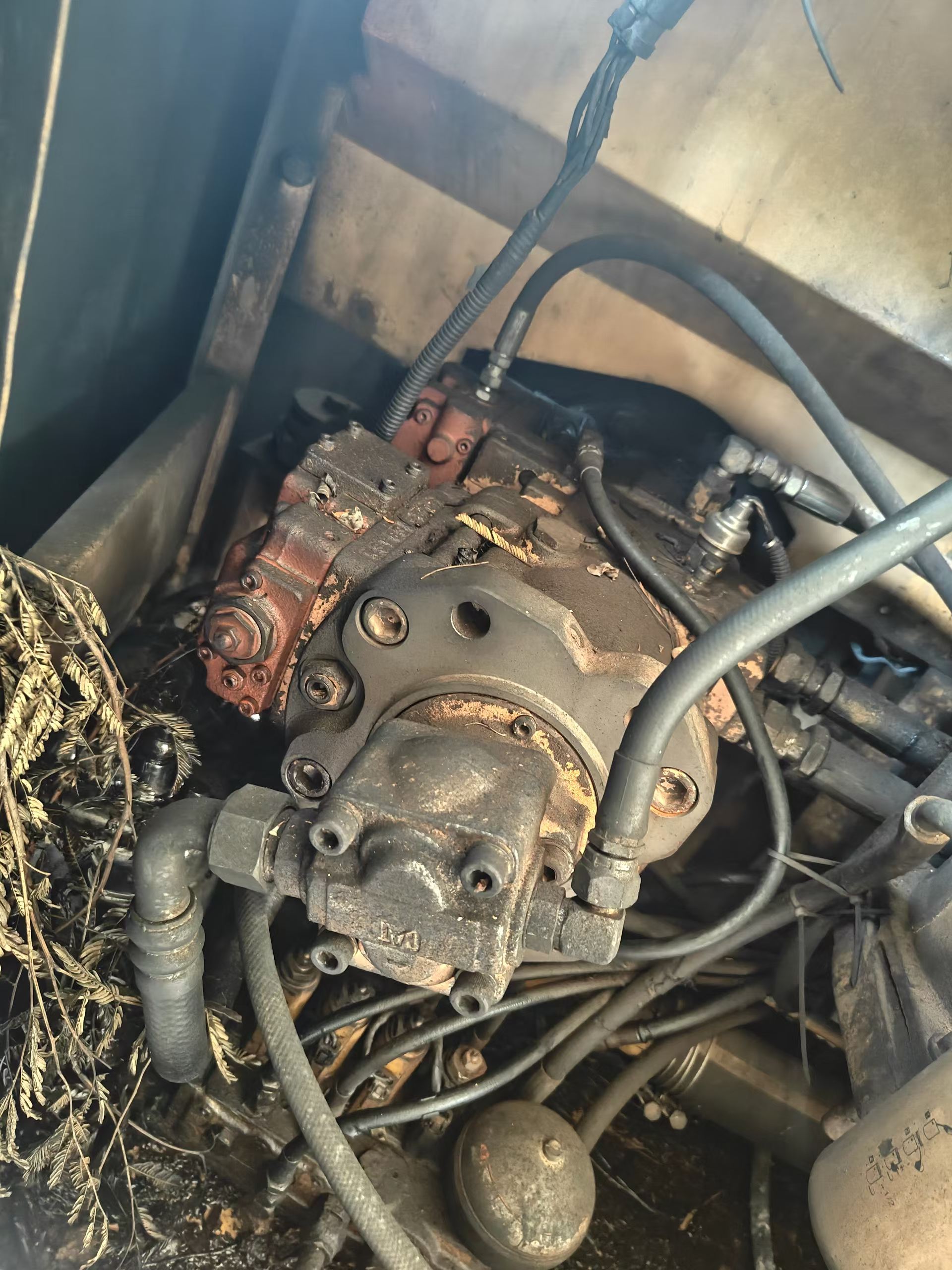 Buy Caterpillar 311B Used Excavator / 4 Buy Caterpillar 311B Used Excavator / 4