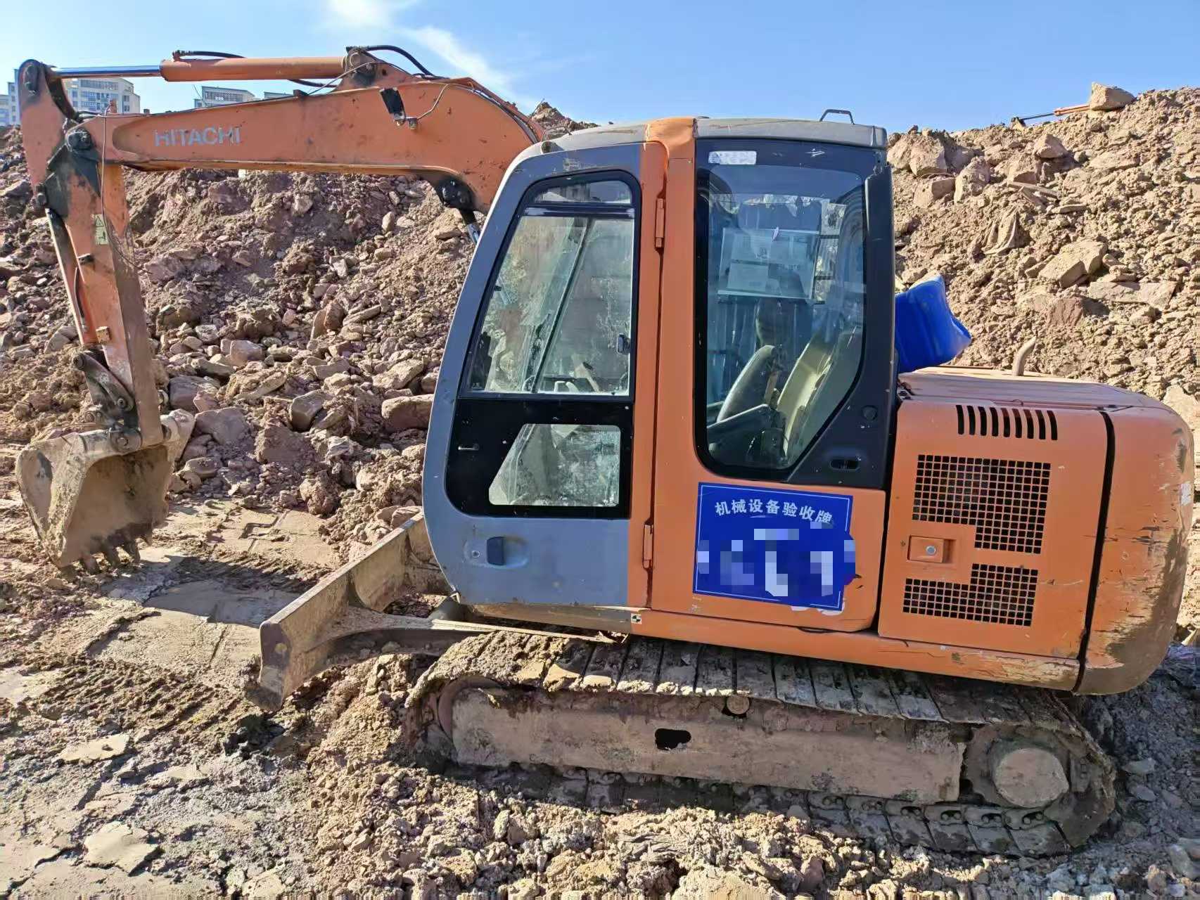 Comprar Hitachi EX60-6 Usado Escavadeira