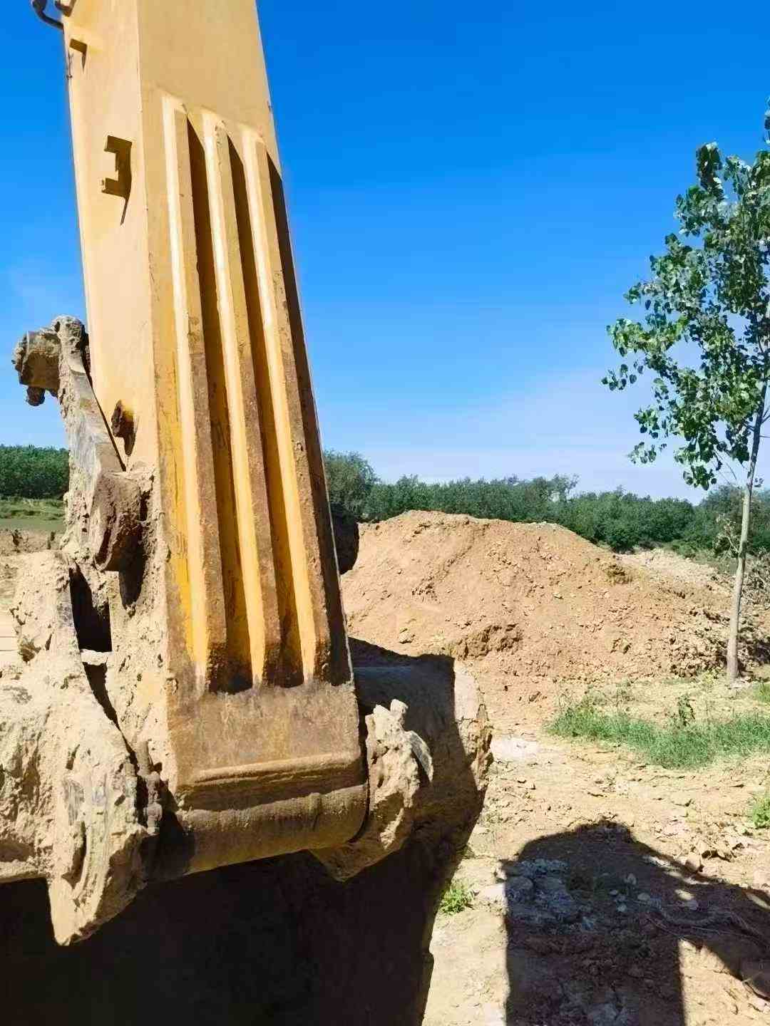 Buy Sany SY205C Used Excavator / 8 Buy Sany SY205C Used Excavator / 8