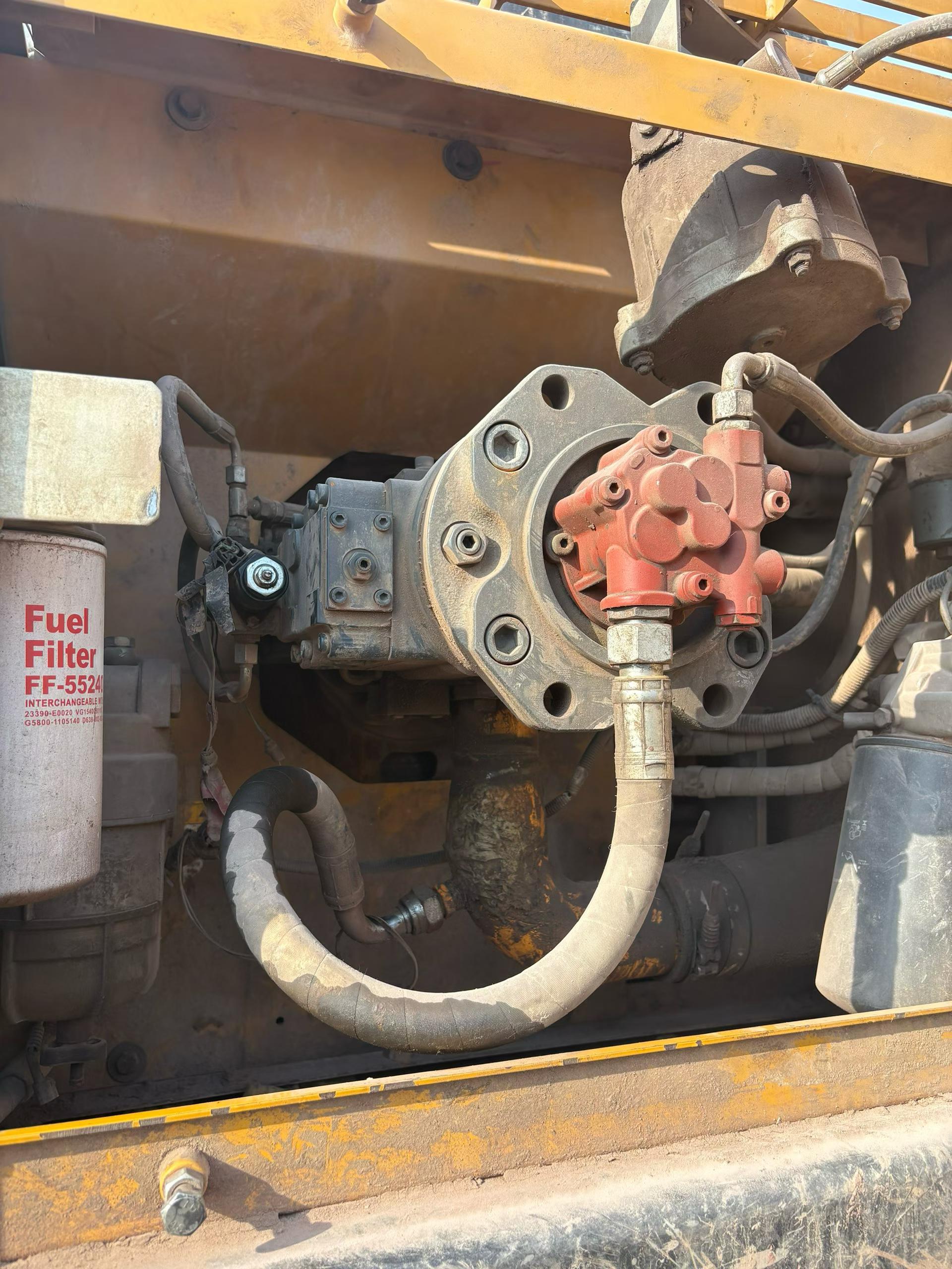 Buy Sany SY205C Used Excavator / 4 Buy Sany SY205C Used Excavator / 4