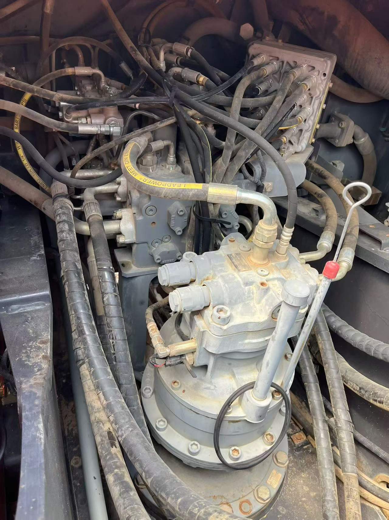 Buy Hitachi ZH200-5A Used Excavator / 9