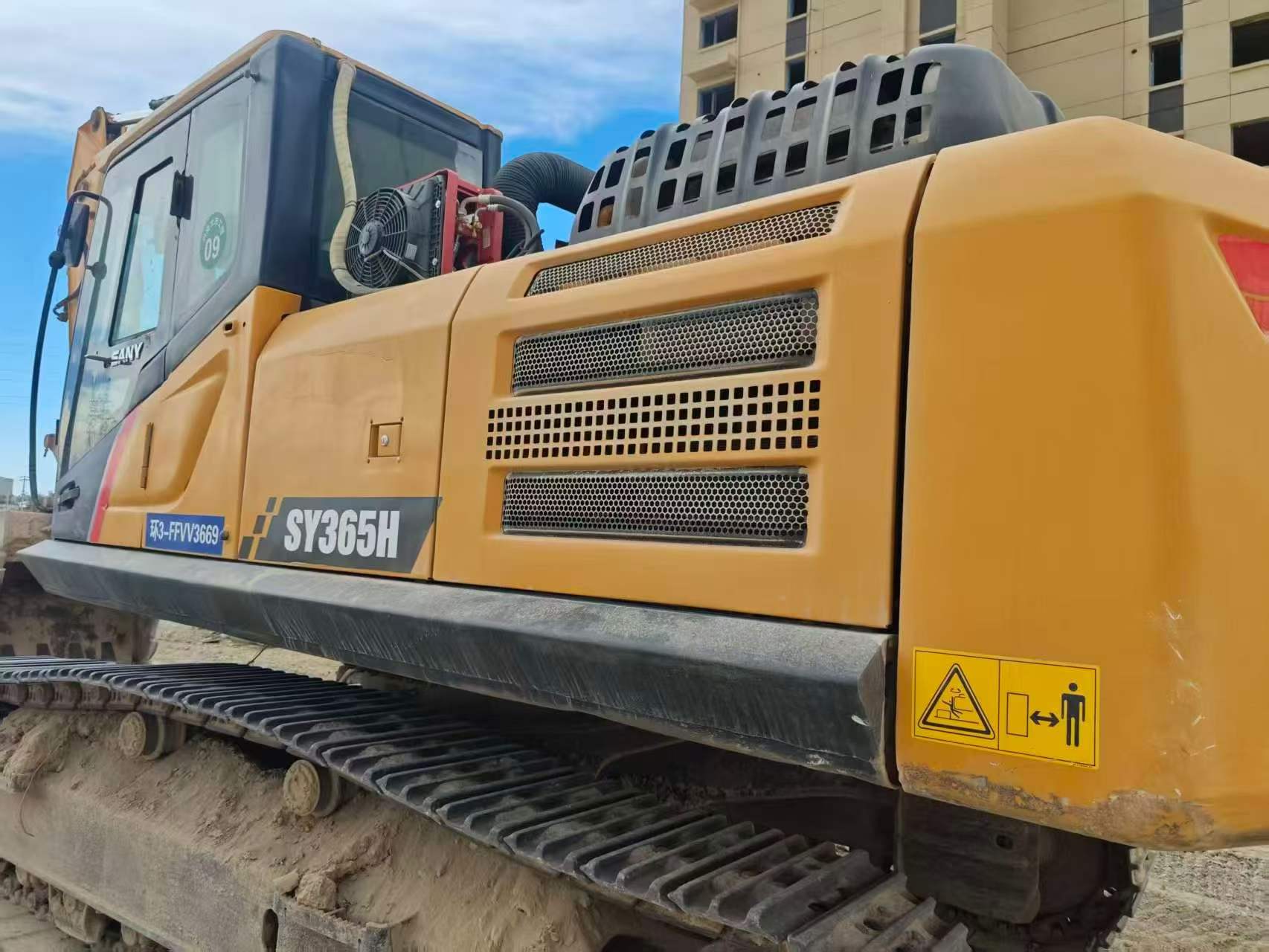 شراء حفارة Sany SY305C مستعملة / 6