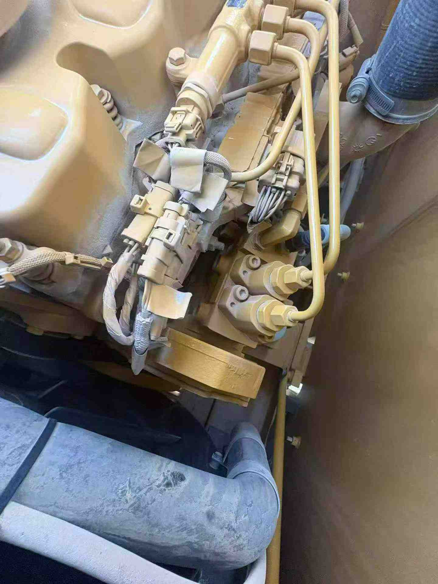 Compre Excavadora Caterpillar 345B Usada / 5 Compre Excavadora Caterpillar 345B Usada / 5