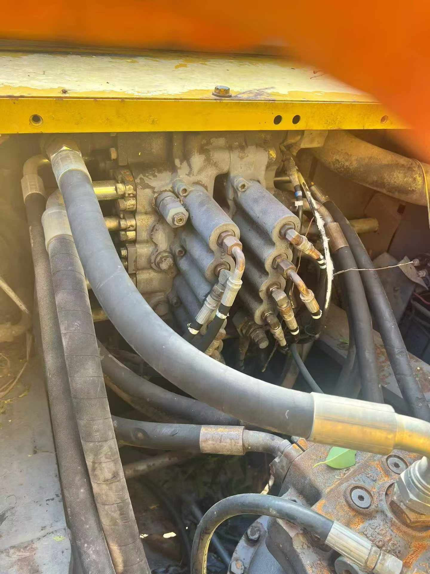 Buy Sumitomo SH200A2 Used Excavator / 5