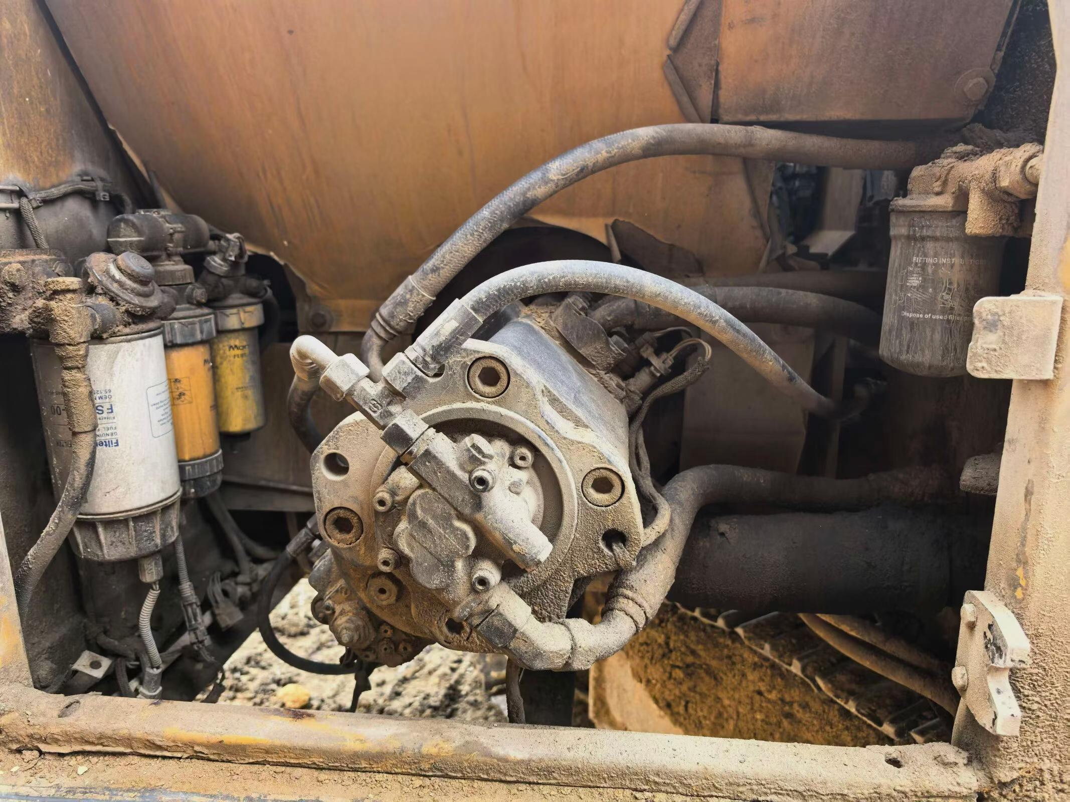 Comprar JohnDeere E210 Usado Escavadeira