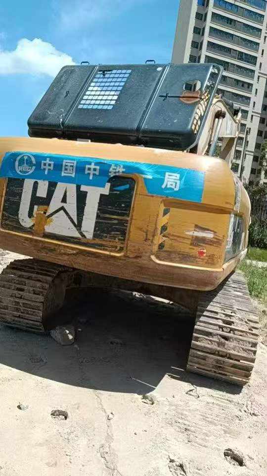 Comprar Caterpillar 320GC Usado Excavadora