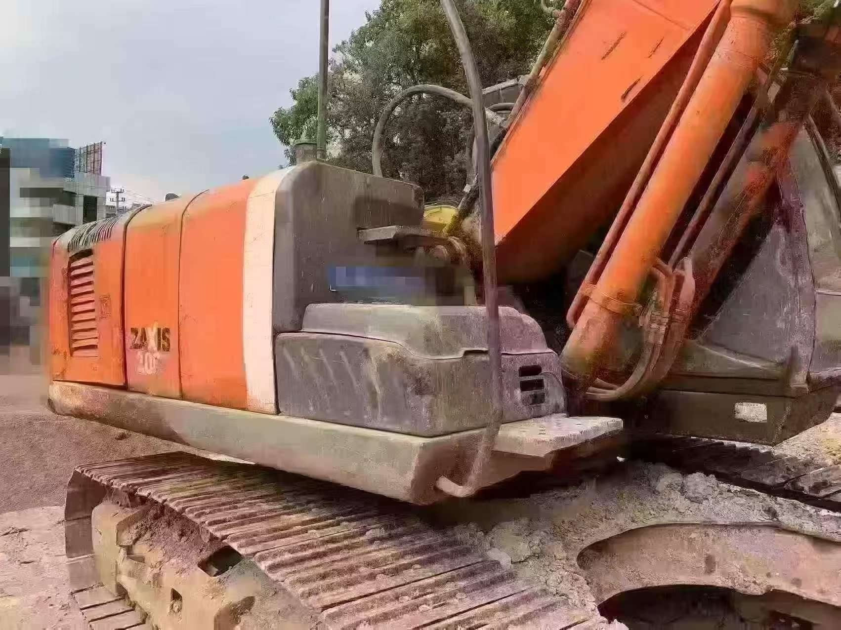 Compre Excavadora Hitachi EX200-3 Usada / 8 Compre Excavadora Hitachi EX200-3 Usada / 8