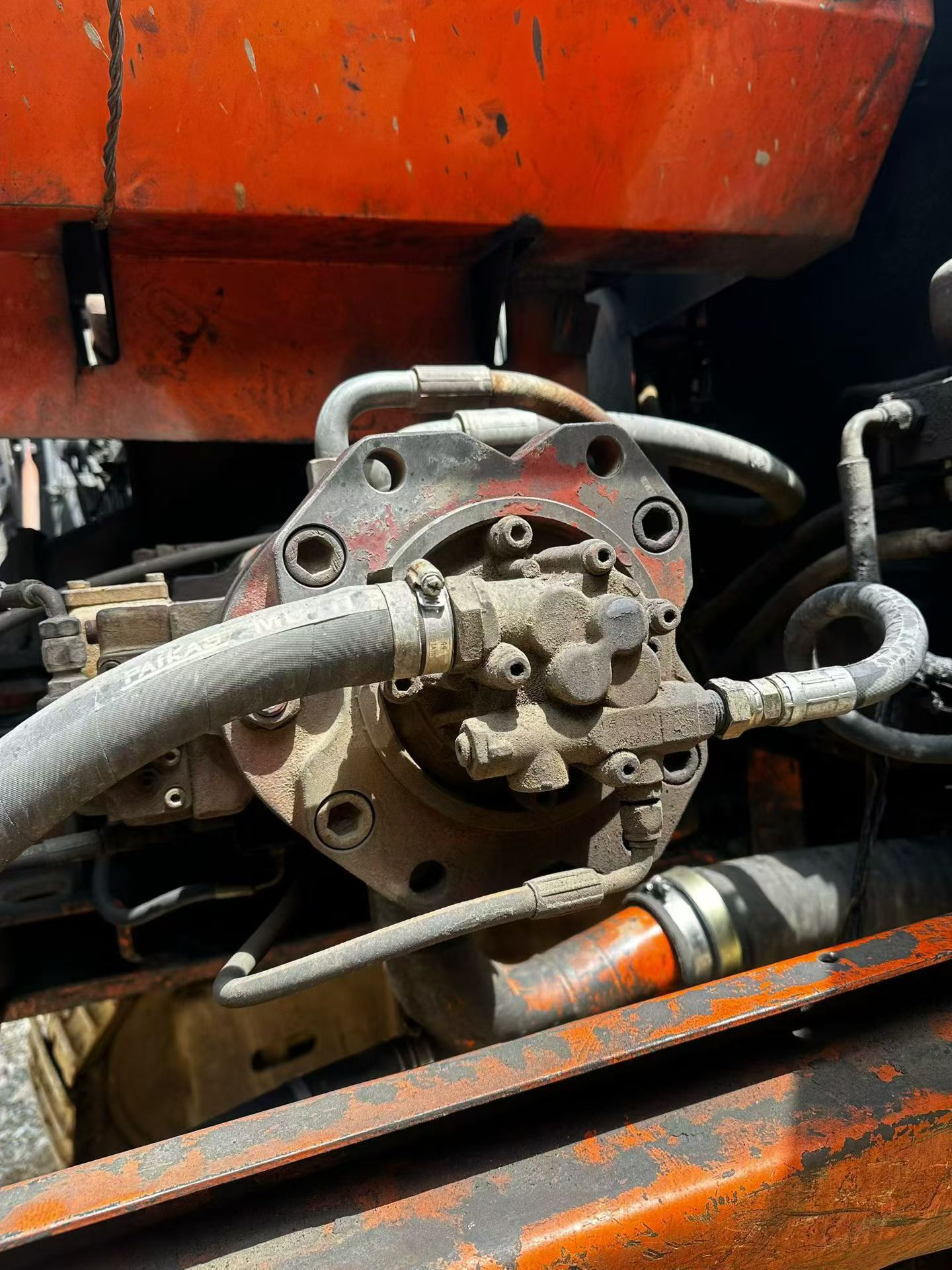 Купить Подержанный Экскаватор Doosan DH300-5 / 4