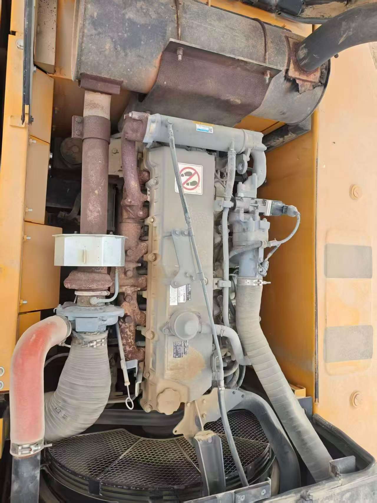 شراء حفارة Sany SY305C مستعملة / 4