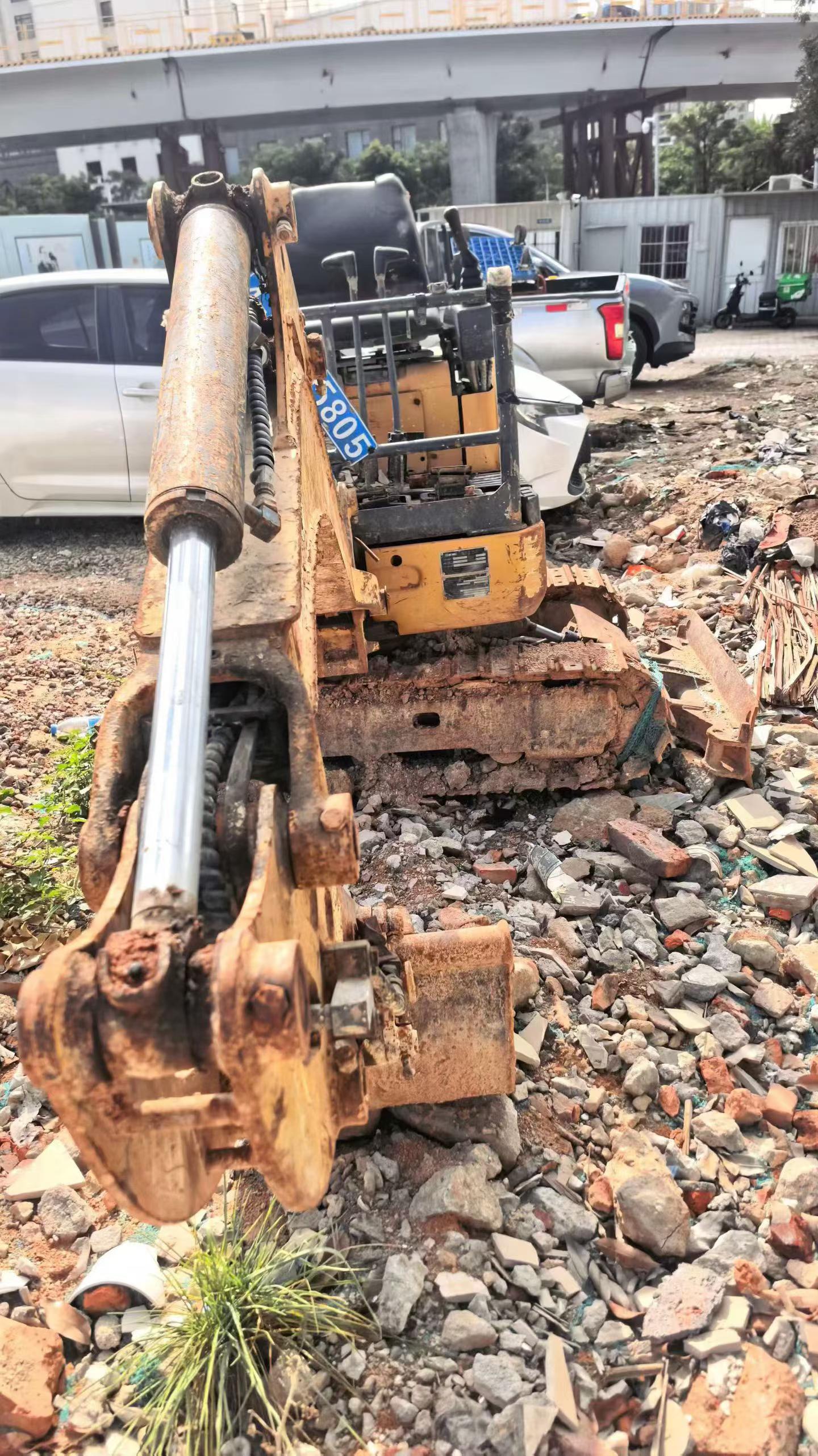 Buy XCMG Used Excavator / 2 Buy XCMG Used Excavator / 2