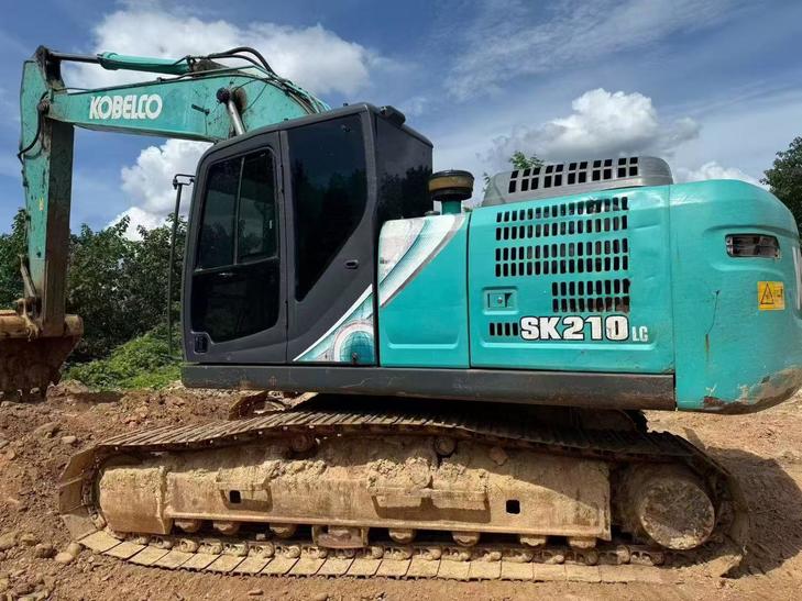 Buy Kobelco SK210 Used Excavator / 1