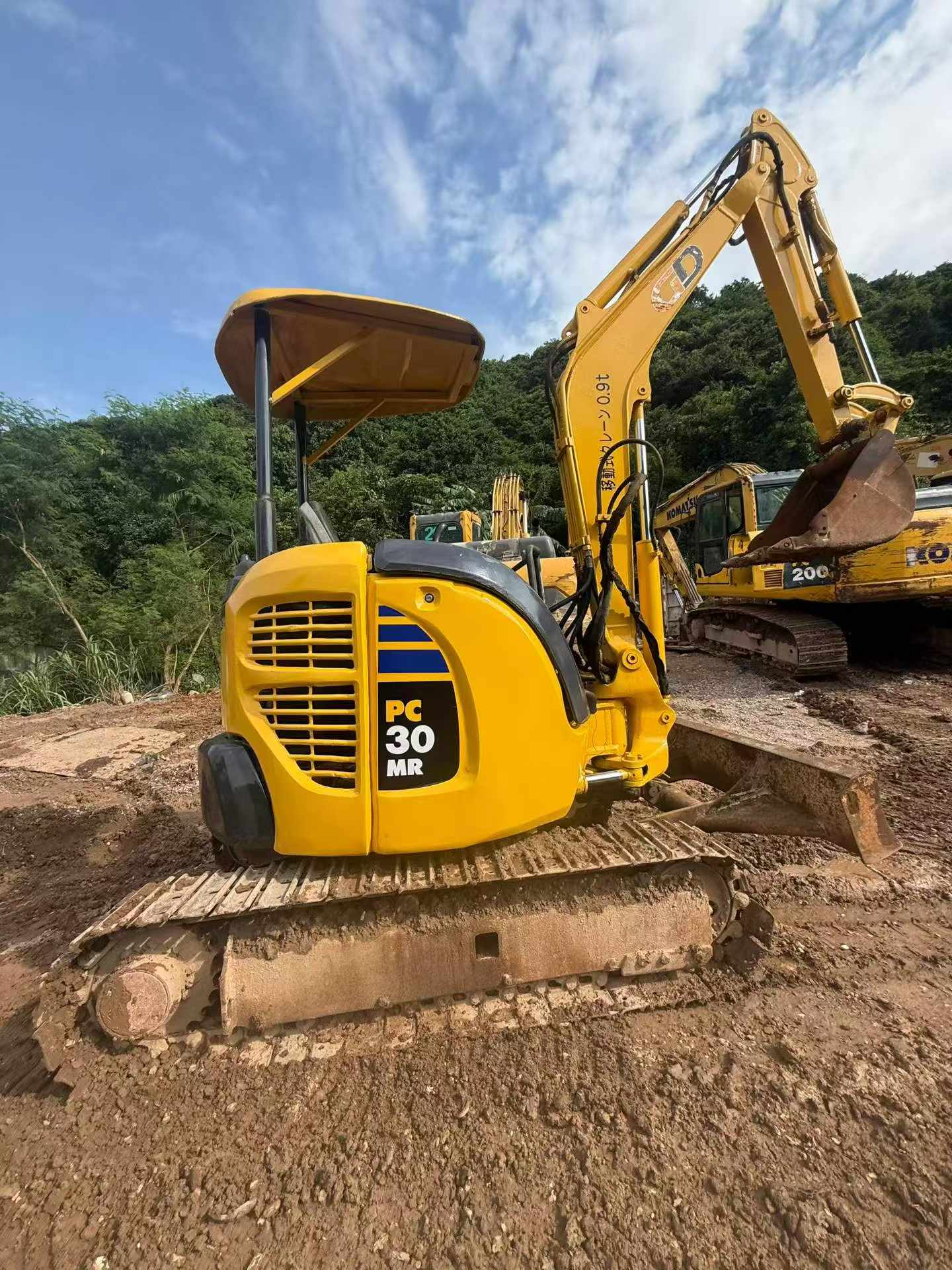 Comprar Komatsu PC30-3 Usado Excavadora