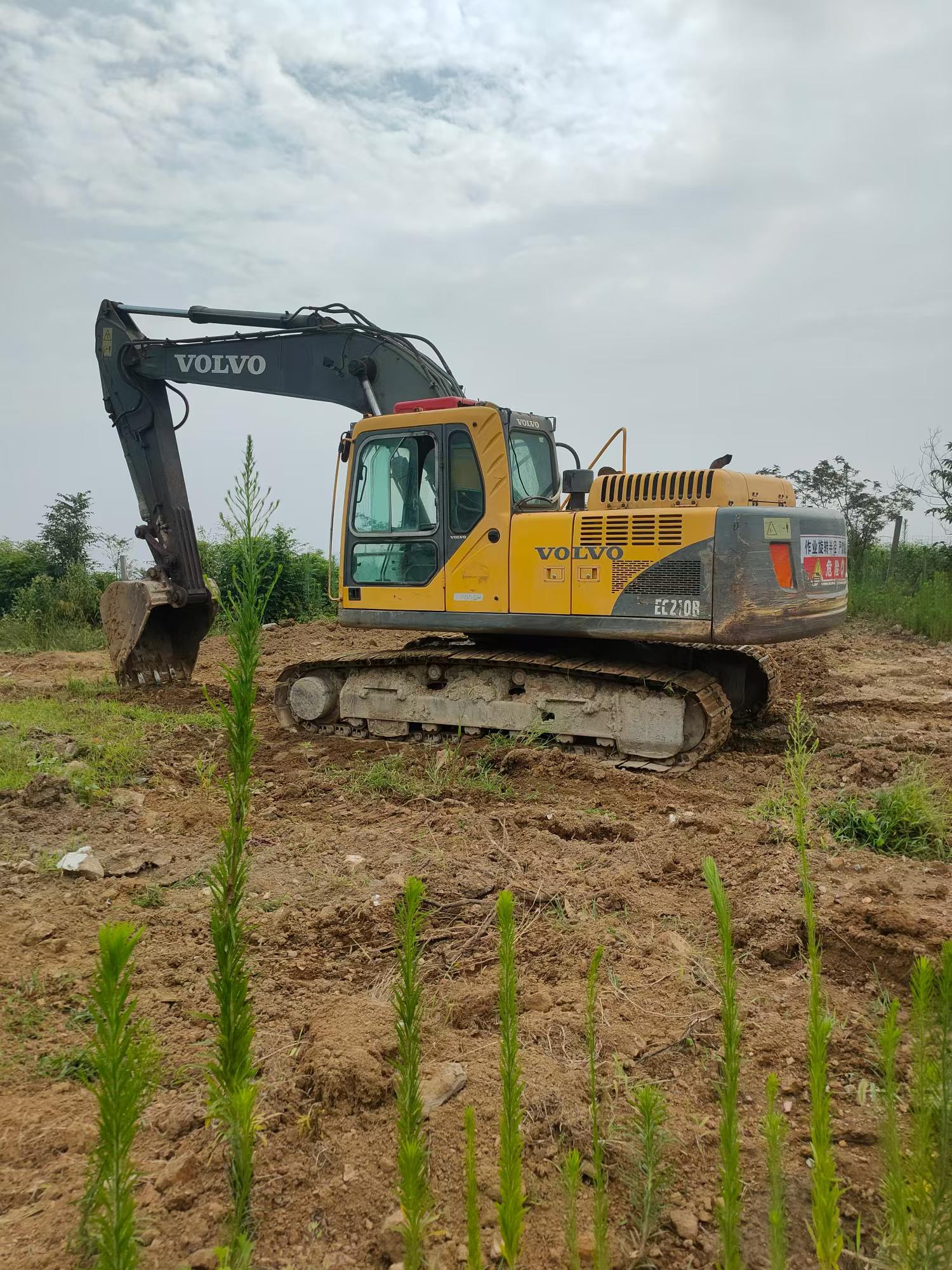 Buy Volvo EC210B Used Excavator / 9 Buy Volvo EC210B Used Excavator / 9
