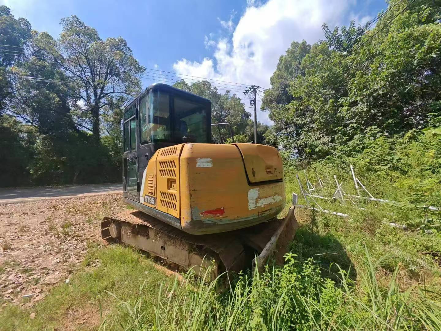 Buy Sany SY75 Used Excavator / 2 Buy Sany SY75 Used Excavator / 2