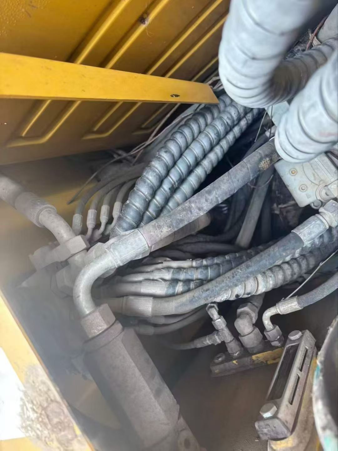 Buy XCMG XE75C Used Excavator / 6 Buy XCMG XE75C Used Excavator / 6
