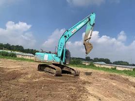 Buy Kobelco SK210 Used Excavator / 3 Buy Kobelco SK210 Used Excavator / 3