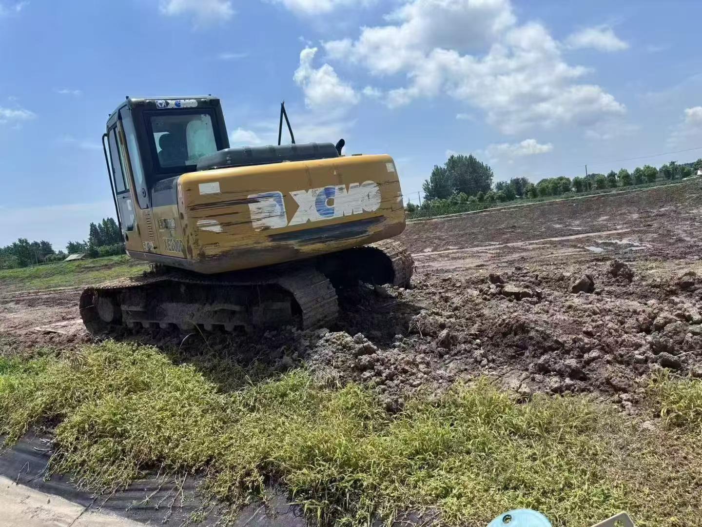 Buy XCMG XE150 Used Excavator / 7 Buy XCMG XE150 Used Excavator / 7