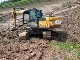 Buy XCMG XE150 Used Excavator / 2 Buy XCMG XE150 Used Excavator / 2