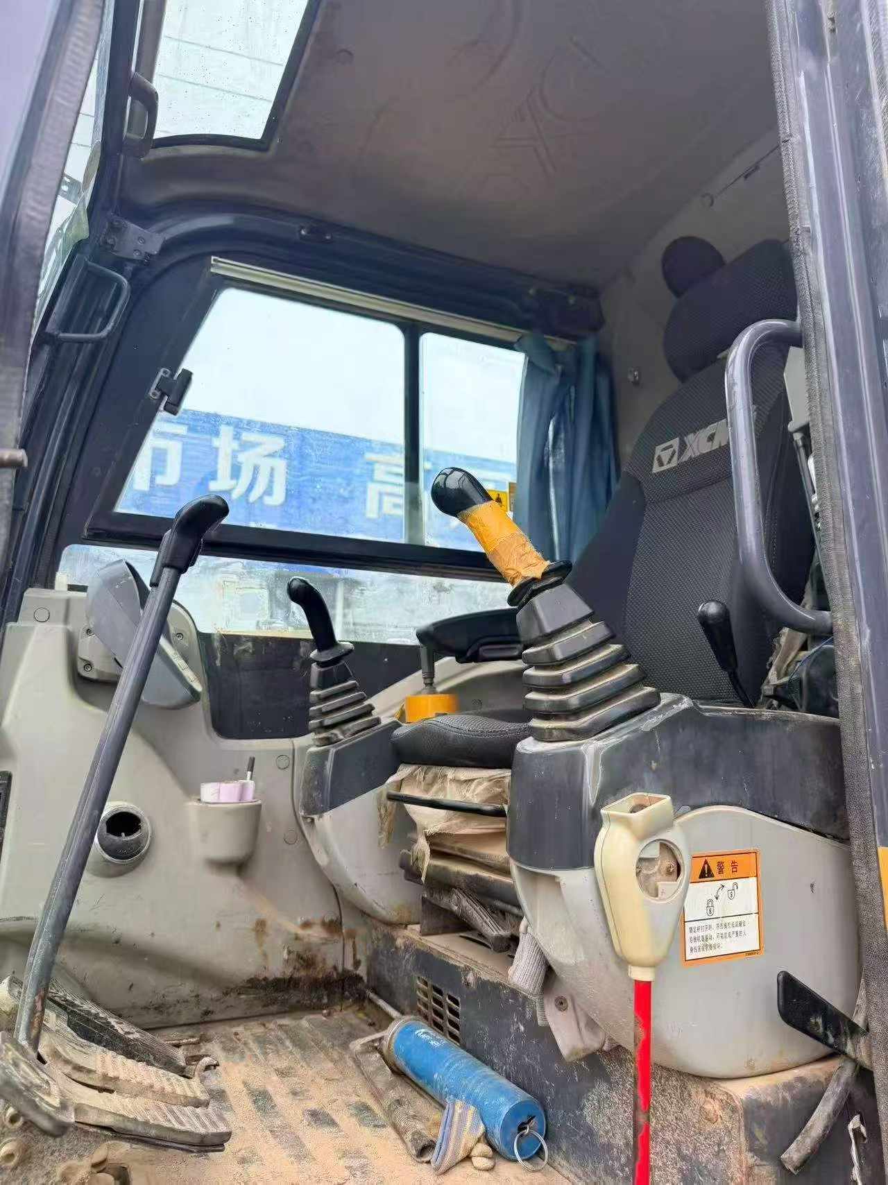 Buy XCMG XE60 Used Excavator / 6 Buy XCMG XE60 Used Excavator / 6