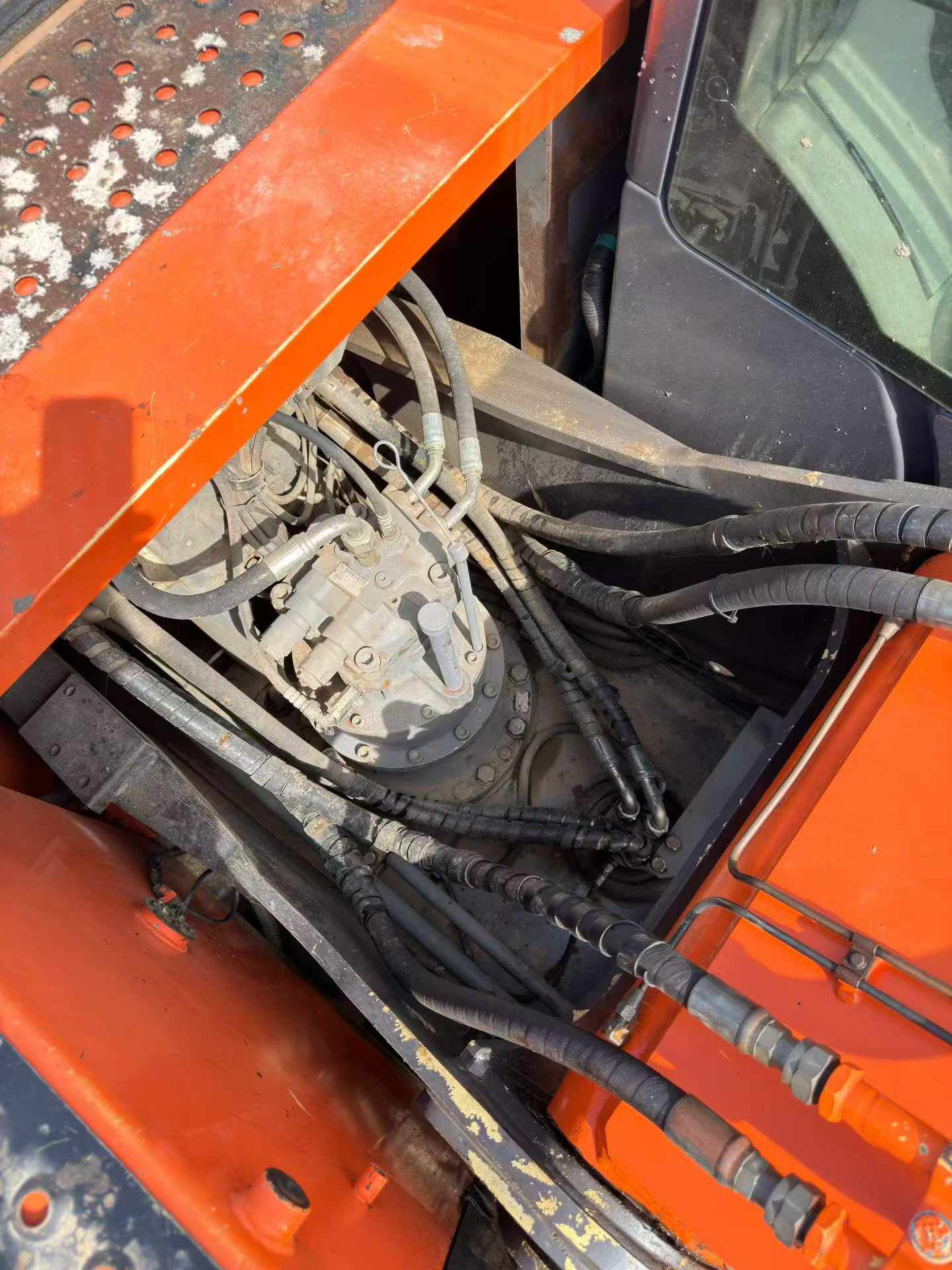Buy Hitachi ZX200-5G Used Excavator / 5 Buy Hitachi ZX200-5G Used Excavator / 5