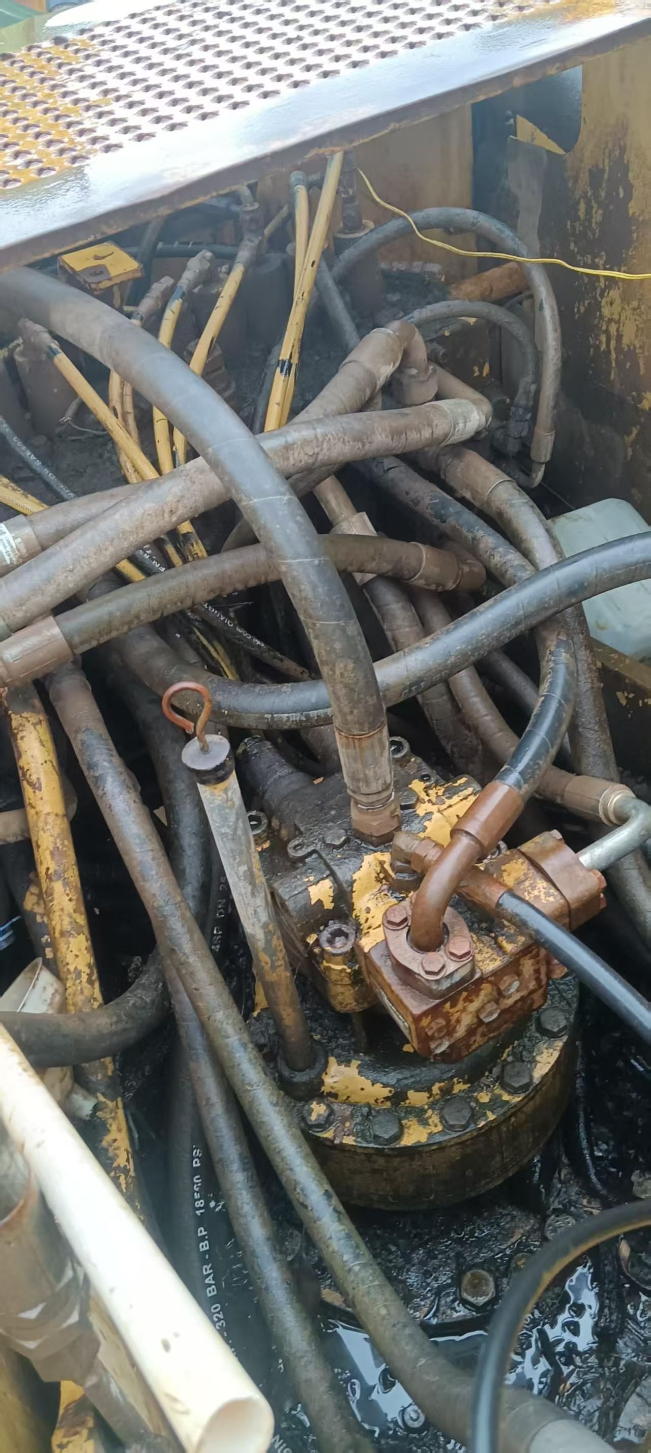 Buy Caterpillar 320C Used Excavator / 6 Buy Caterpillar 320C Used Excavator / 6