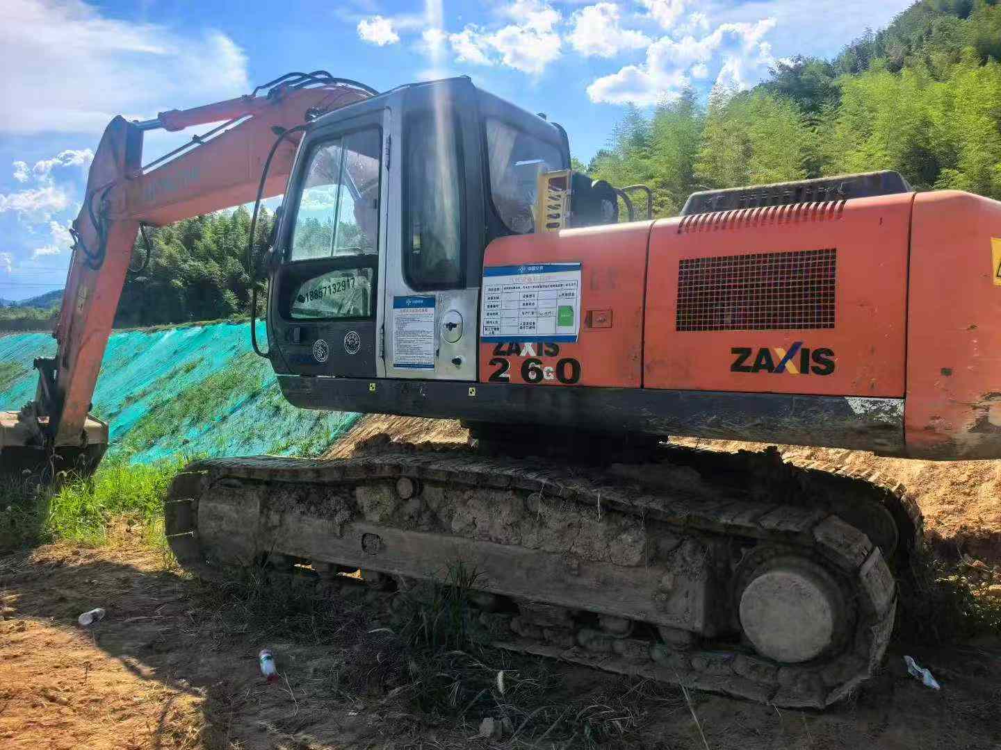 Comprar Hitachi ZX240-3G Usado Escavadeira