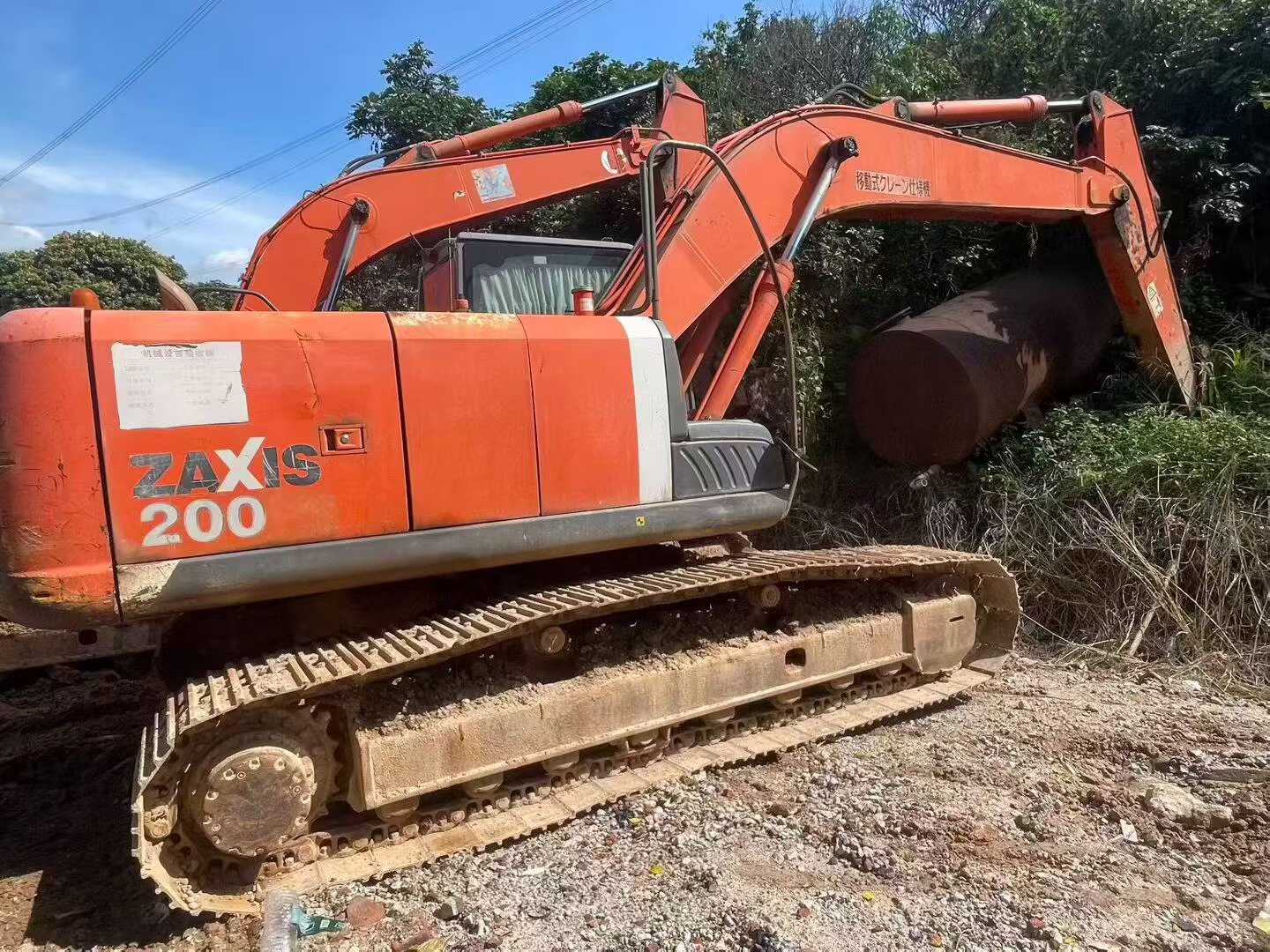 Buy Hitachi EX200-3 Used Excavator / 2 Buy Hitachi EX200-3 Used Excavator / 2