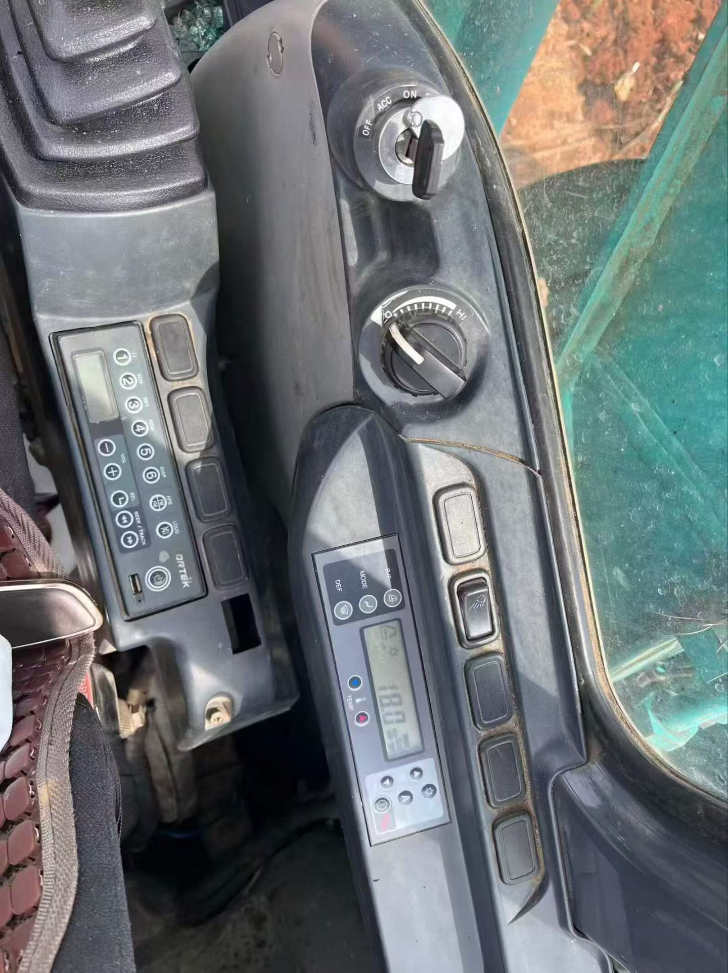 Buy Kobelco SK75 Used Excavator / 9 Buy Kobelco SK75 Used Excavator / 9