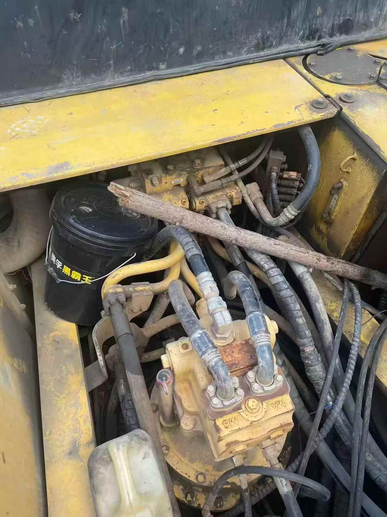 Купить Подержанный Экскаватор Komatsu PC300-7 / 4