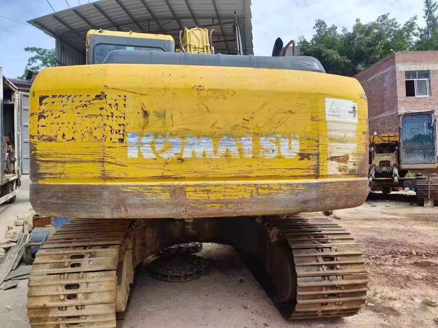 شراء حفارة Komatsu PC160LC-8 مستعملة / 3